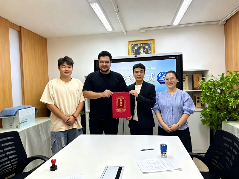 6391792496195997782815192 6391792496195997782815192